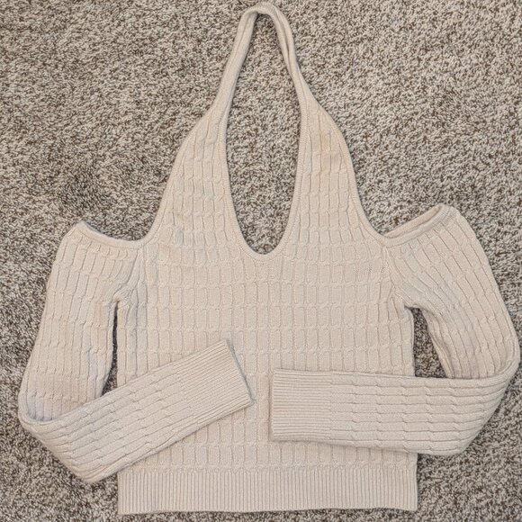 Abercrombie & Fitch Sweaters - Abercrombie‎ & Fitch Halter Cable Knit Cropped Sweater Size Medium